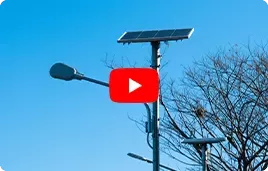 Простой двухкомпонентный дизайн солнечного уличного фонаря.